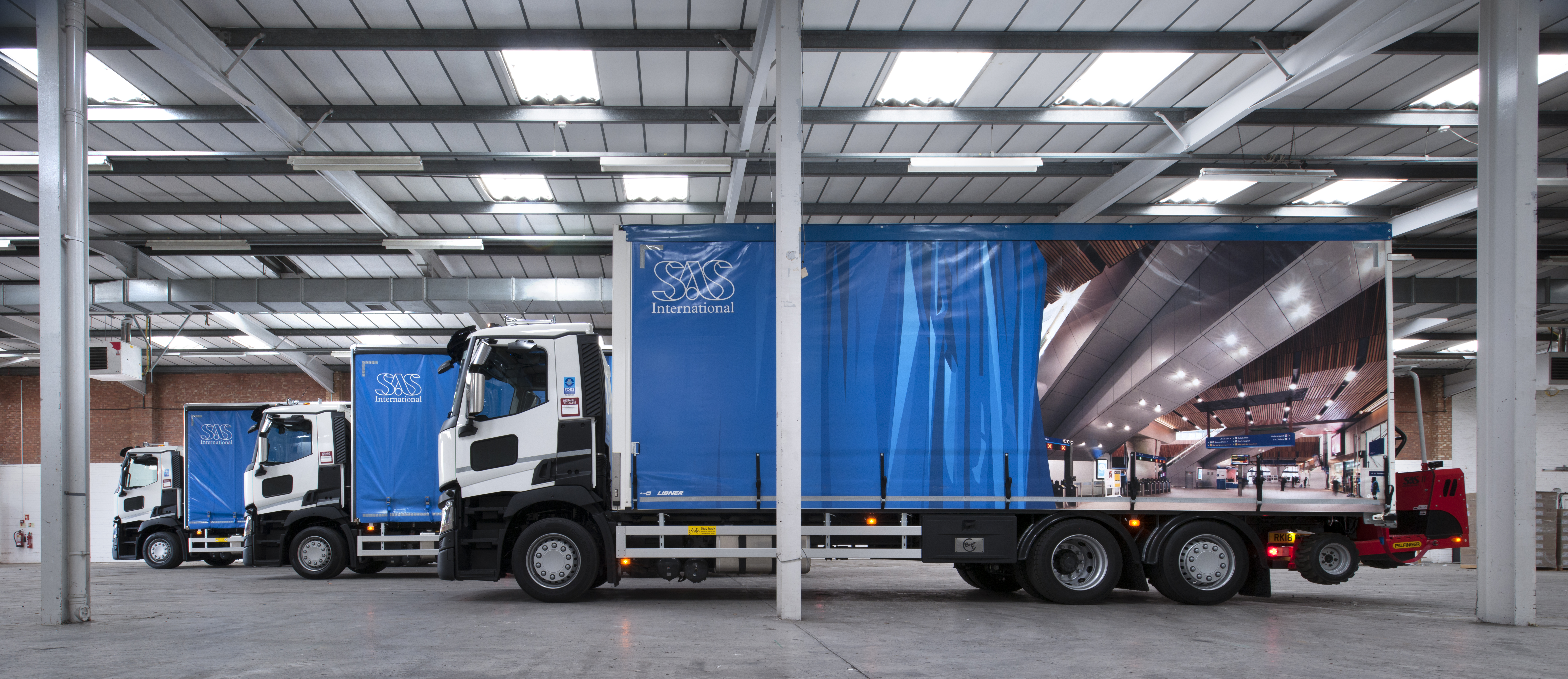 MERCEDES VEHICLES LEAD THE SAS INTERNATIONAL FLEET.jpg