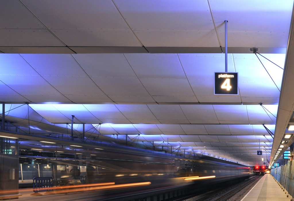 Blac-Sml-am-tra (1)-min.jpg