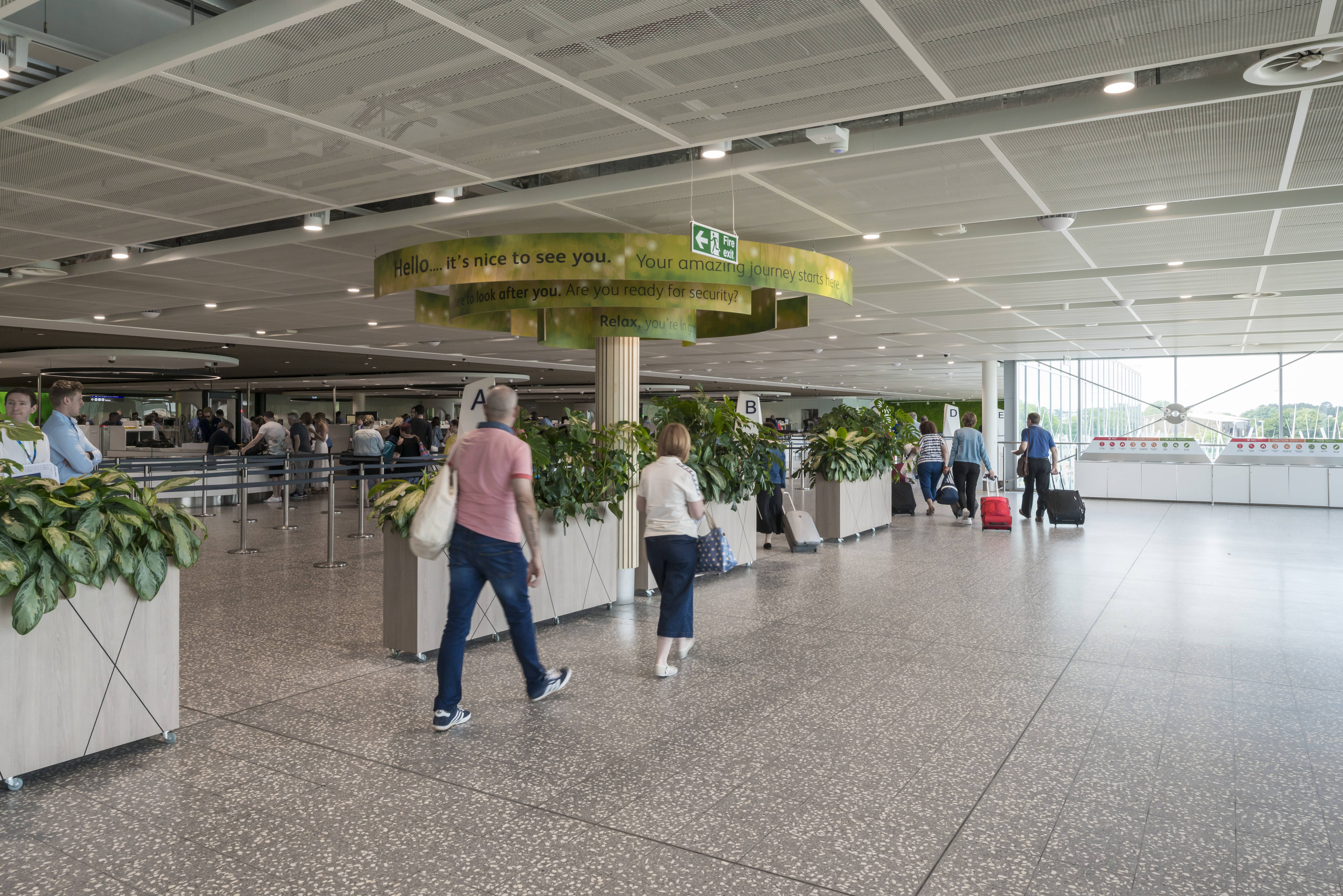 Bristol-Lrg-600-Tra (5)-min.jpg