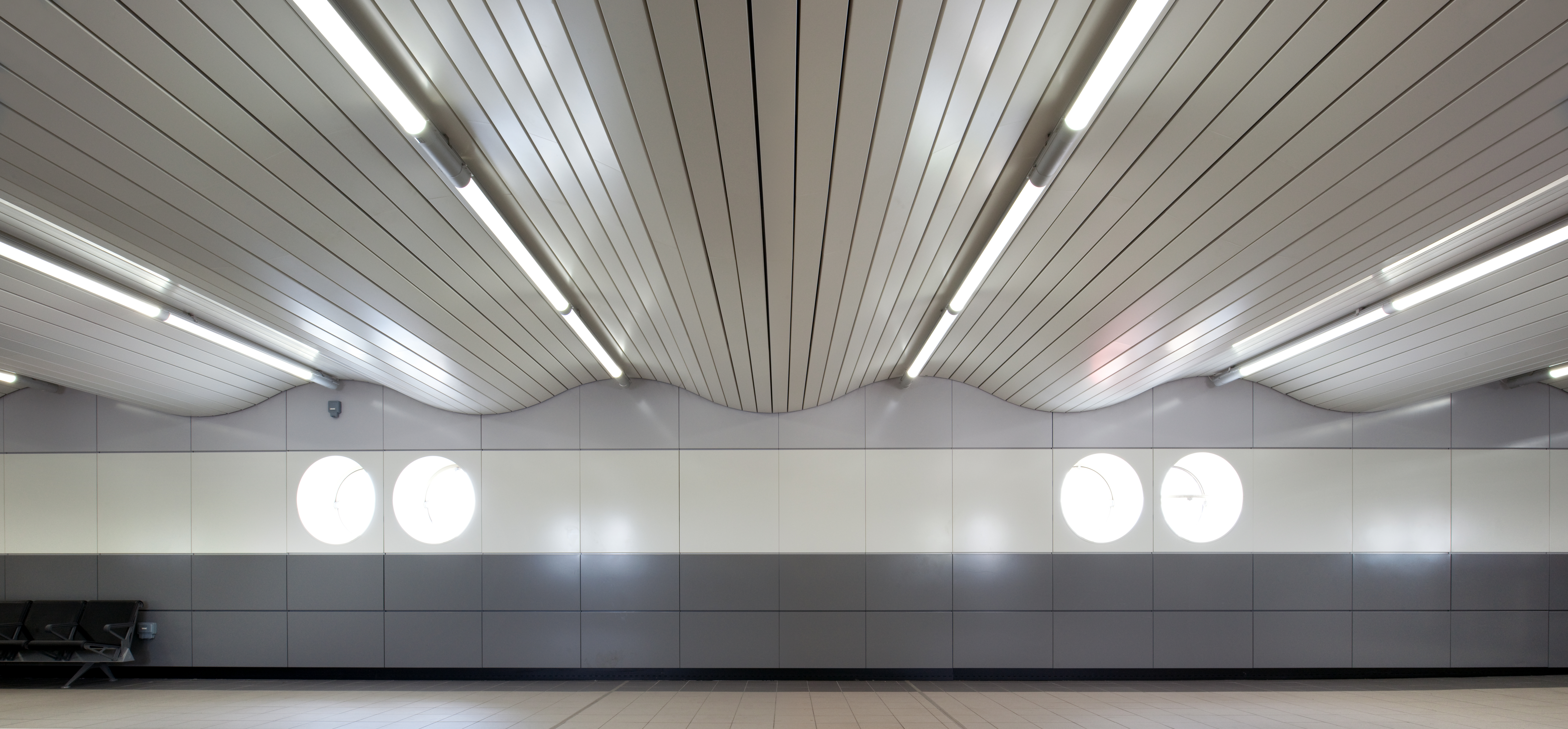 MKStation-TRA-720-Wall-Curved (1).jpg (1)