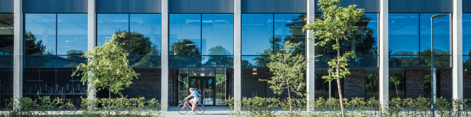 Mission Com Life Exterior Lrg